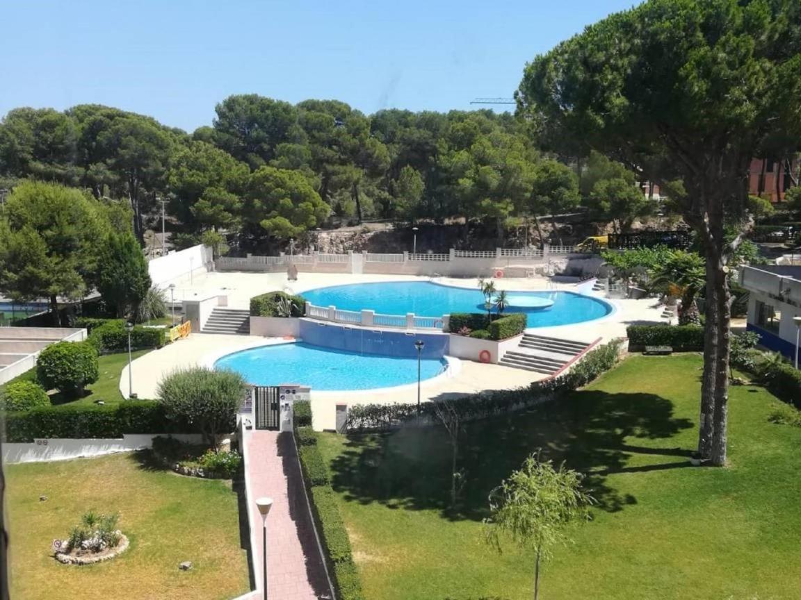 Luminoso Apartamento En Salou Con Terraza Y Parque Infantil Ideal Familias Exterior foto