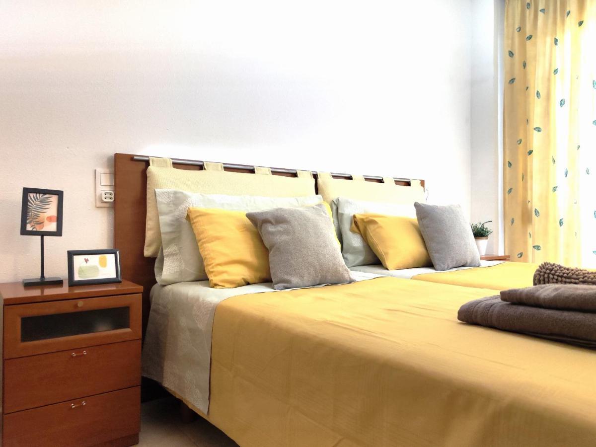 Luminoso Apartamento En Salou Con Terraza Y Parque Infantil Ideal Familias Exterior foto